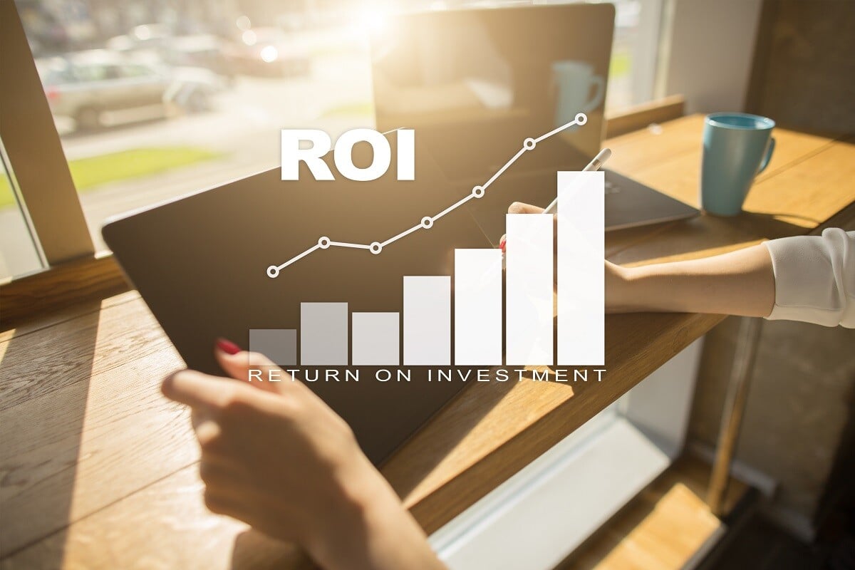 ROI spelled with a chart showing increase